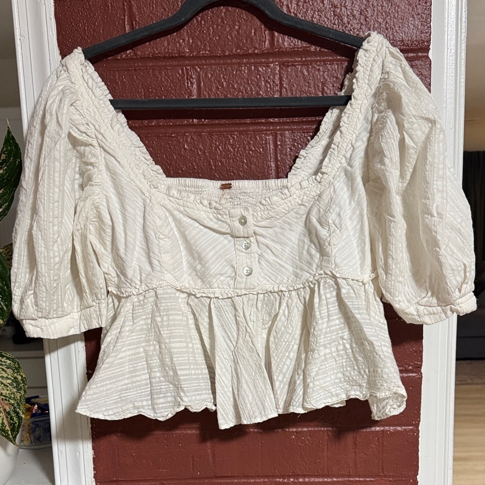 Free People Cream Textured Babydoll Style Puff Sleeve Blouse